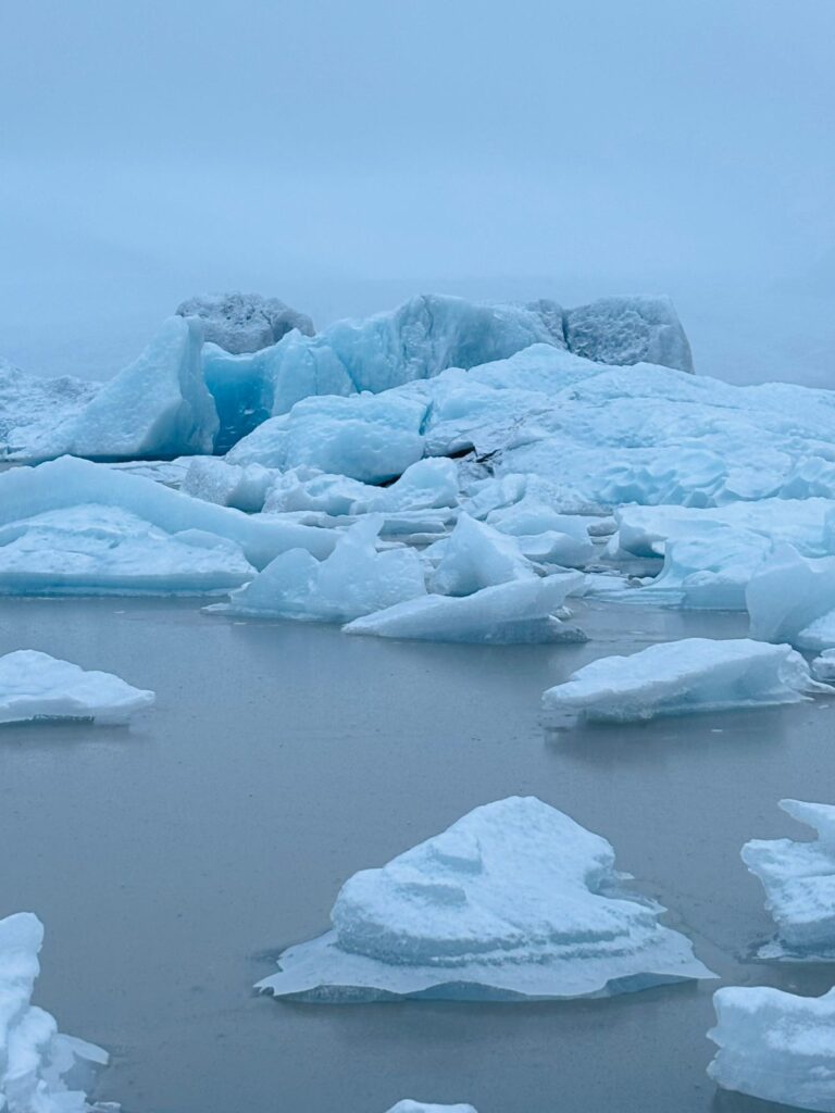 islandia-icebergs-lago
